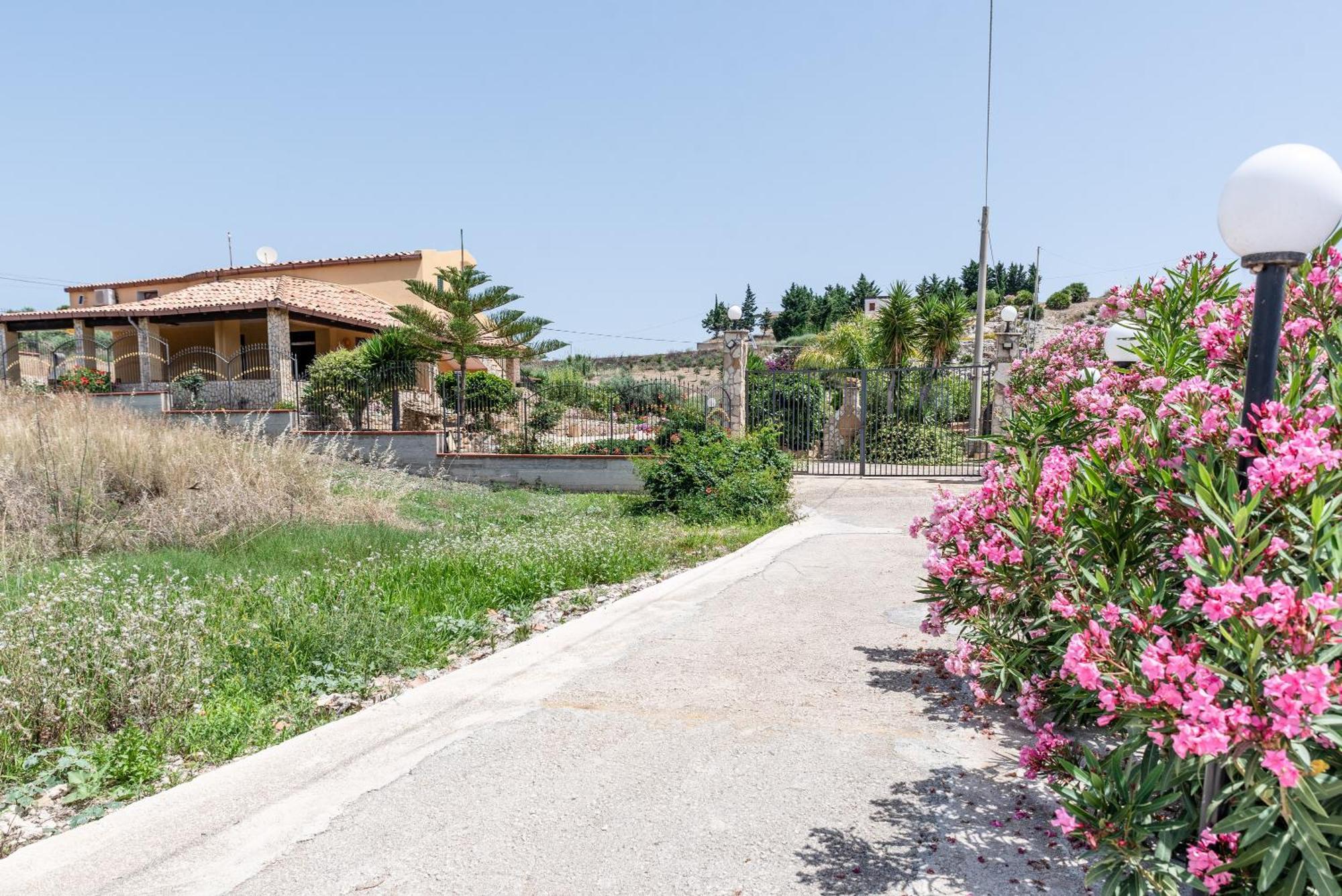 Villa Tre 'S' Montallegro Exterior photo